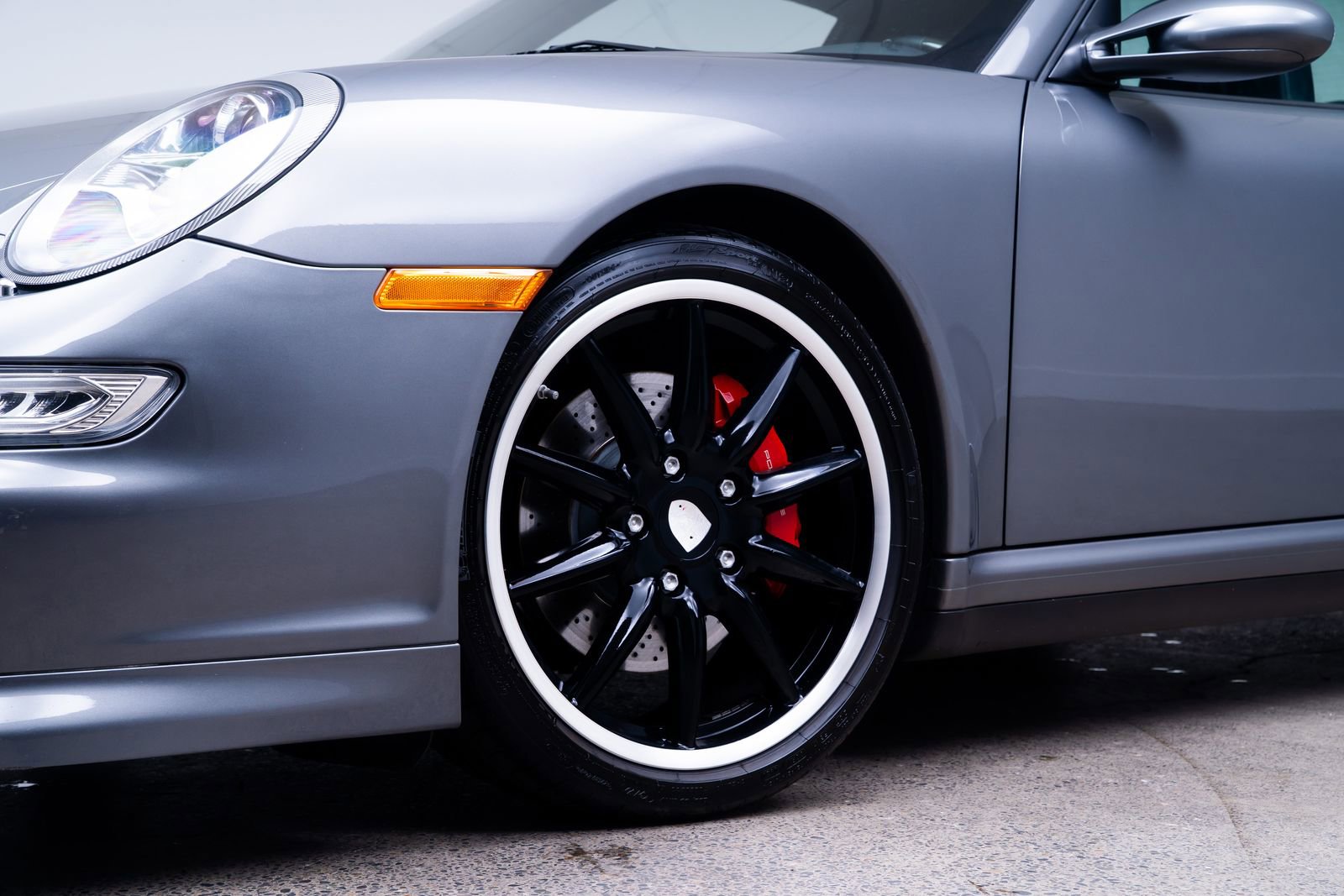 Used 2008 Porsche 911 Carrera 4S AWD/4WD image 4