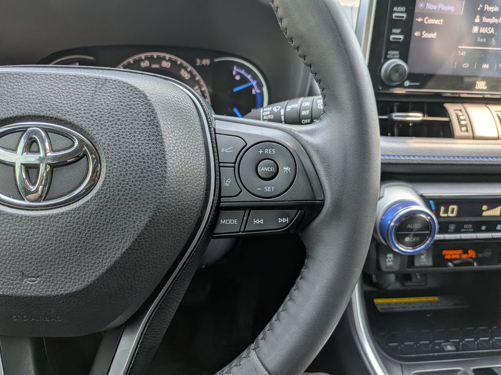 Used 2020 Toyota RAV4 XSE AWD/4WD image 14