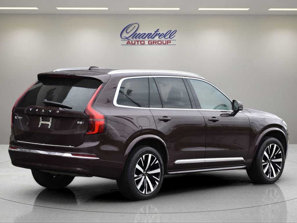 Certified 2026 Volvo XC90 B5 Core w/ Protection Package Premier AWD/4WD image 4