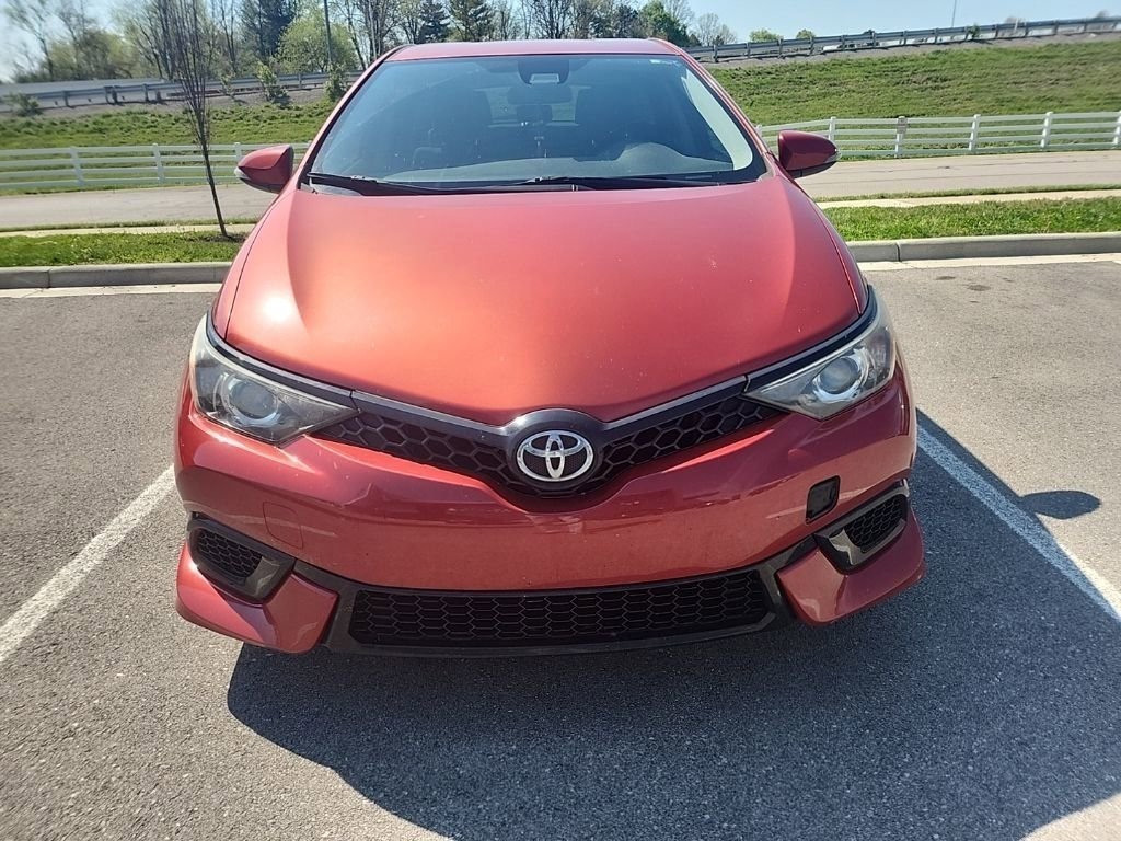 Used 2017 Toyota Corolla iM FWD image 3