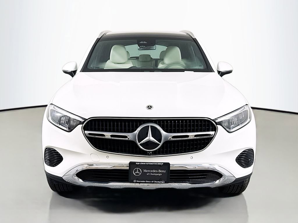 Certified 2025 Mercedes-Benz GLC 300 4MATIC image 2