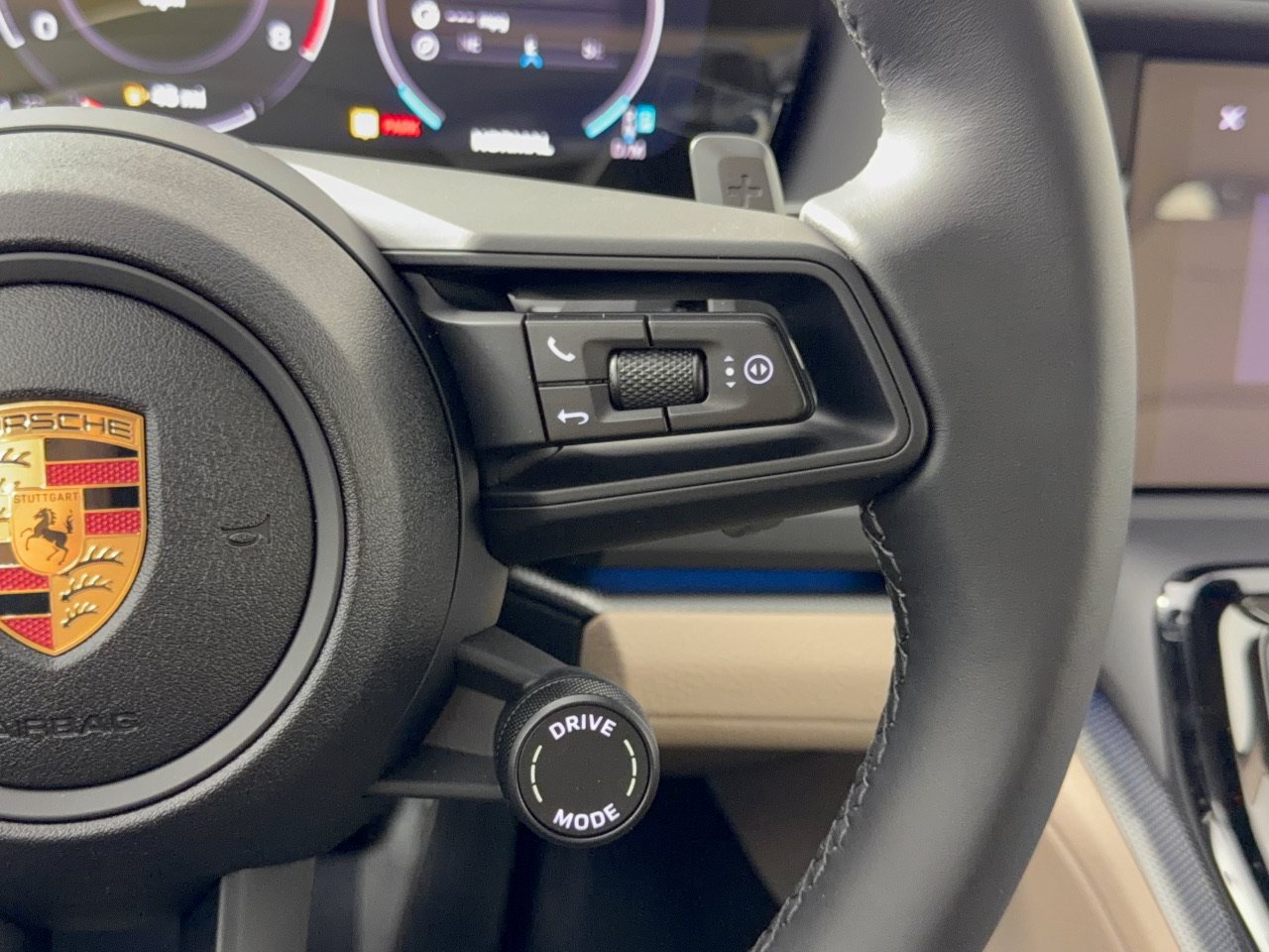 New 2026 Porsche Panamera image 19