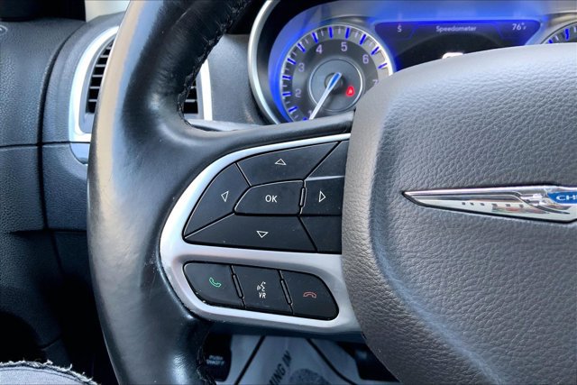 Used 2019 Chrysler 300 Touring w/ Sport Appearance Package AWD/4WD image 18