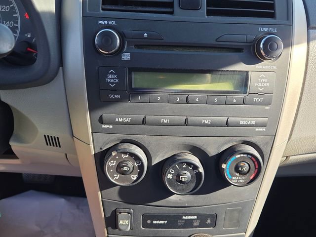 Used 2013 Toyota Corolla L image 20