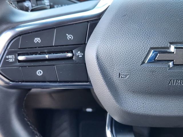 Used 2025 Chevrolet Suburban Z71 AWD/4WD image 19