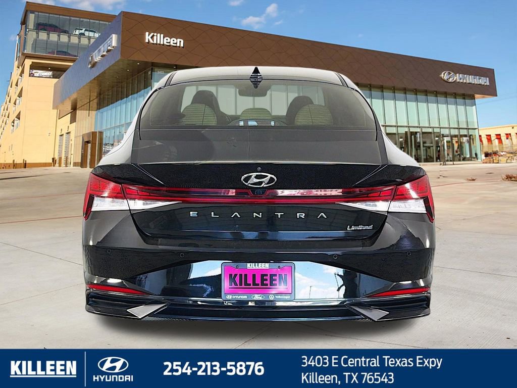Used 2023 Hyundai Elantra Limited FWD image 7
