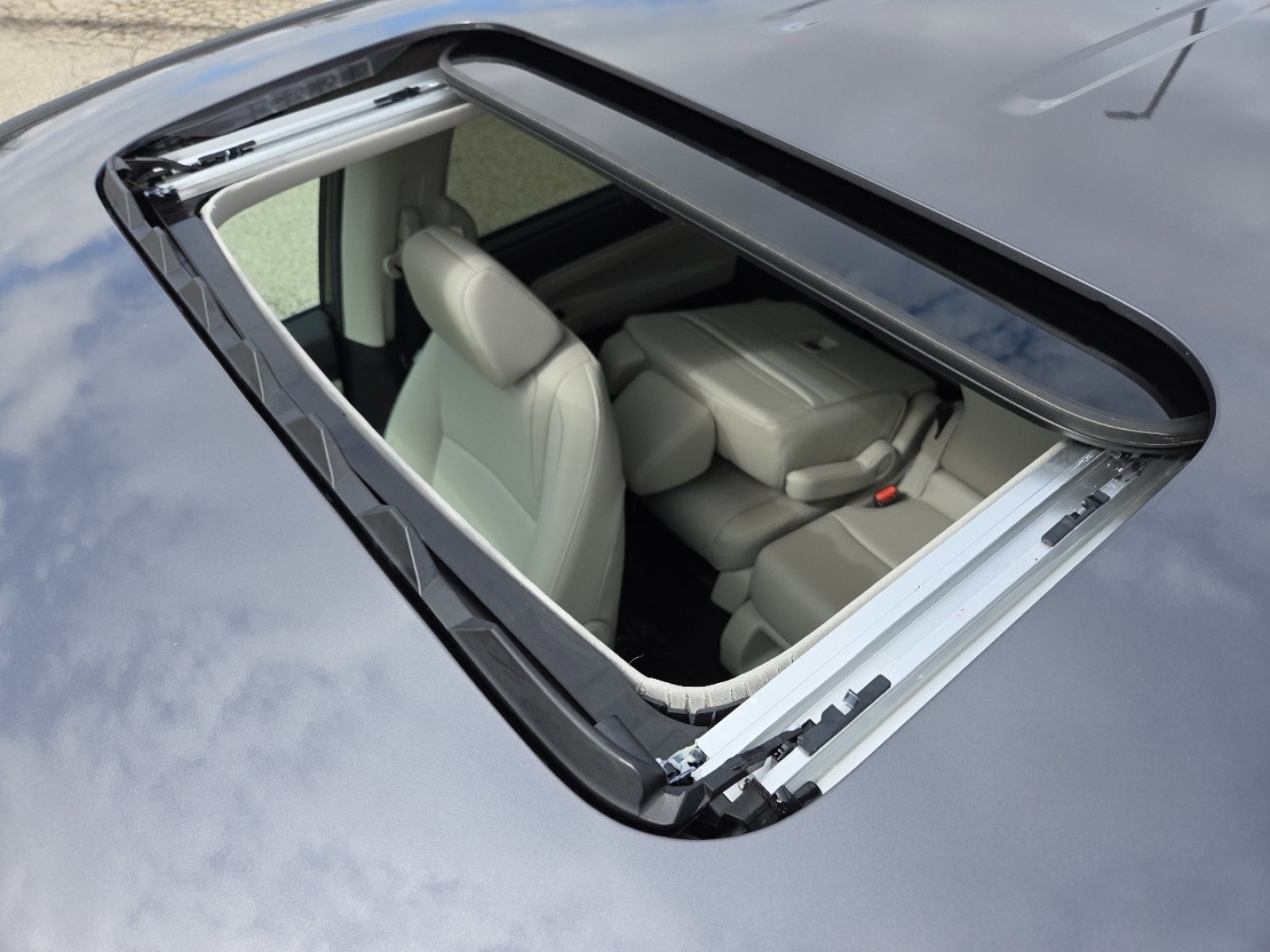 New 2026 Honda Odyssey EX-L image 3