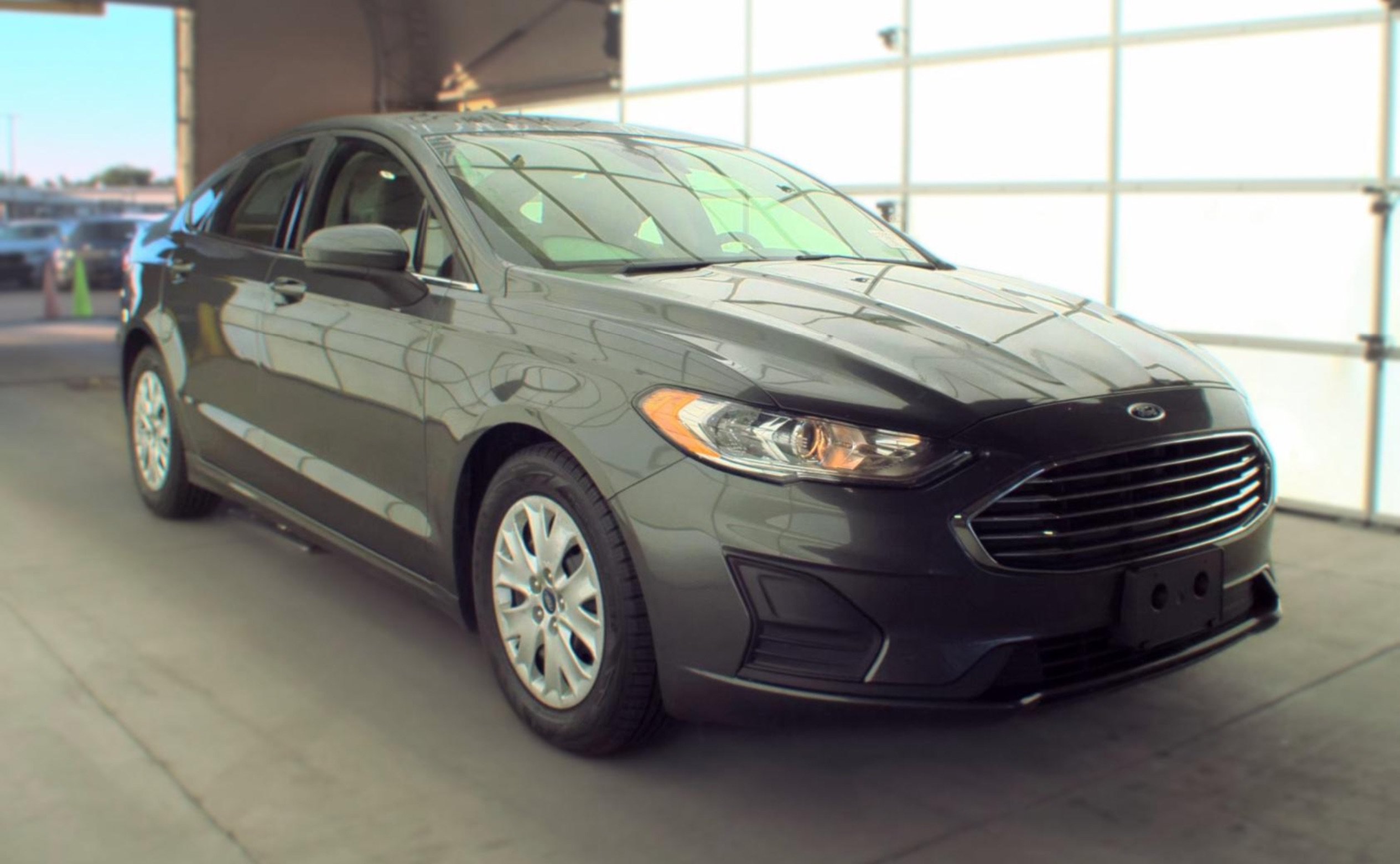 Used 2019 Ford Fusion S FWD image 3