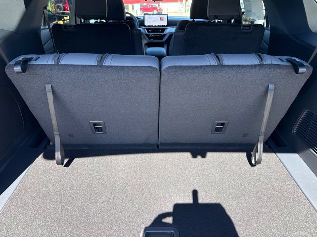 New 2027 Ford Explorer Active RWD image 17