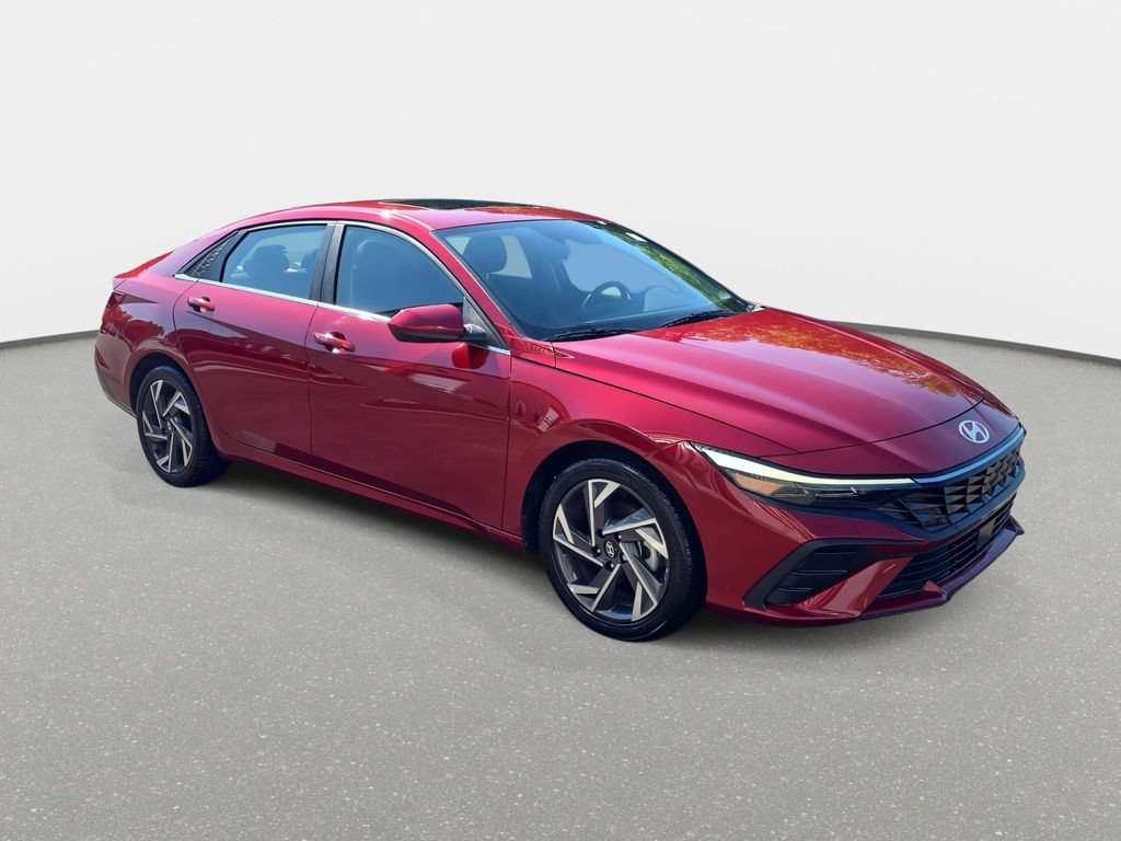 Certified 2024 Hyundai Elantra SEL w/ Convenience Package FWD image 3
