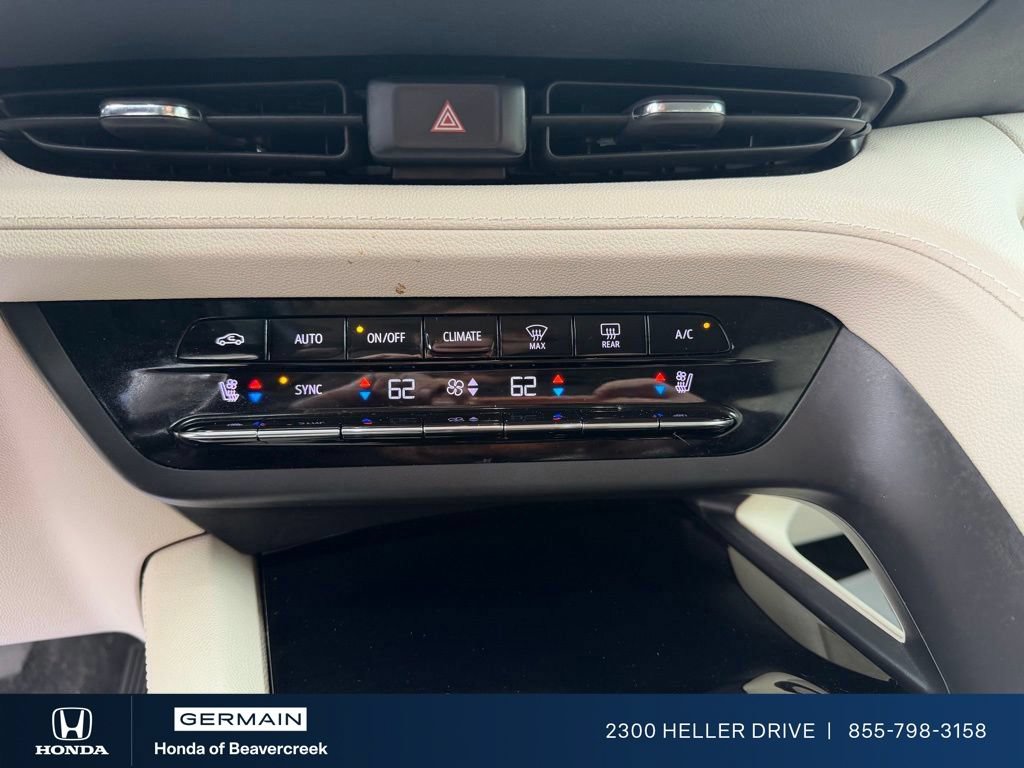Used 2021 Buick Envision Avenir w/ Technology Package II AWD/4WD image 12