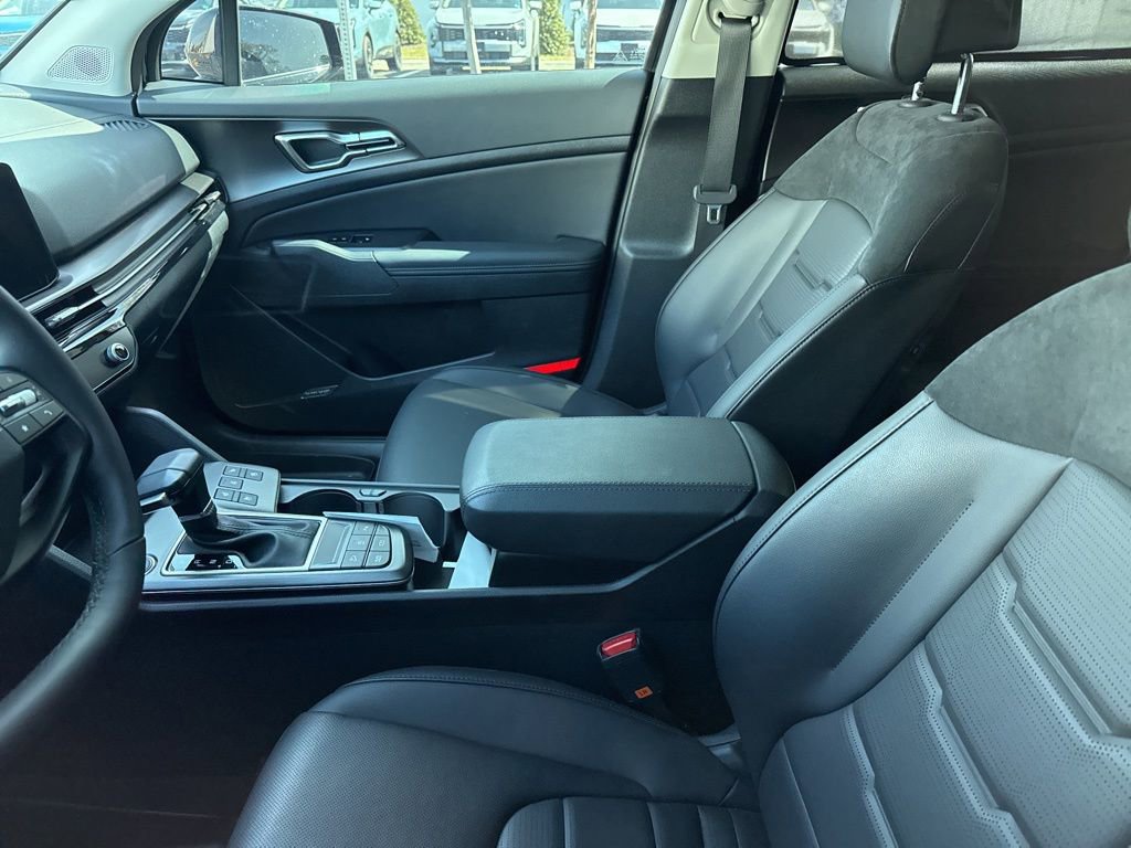 Used 2026 Kia Sportage SX image 9