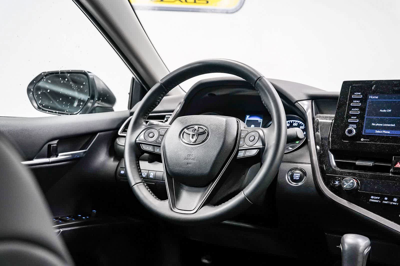Used 2023 Toyota Camry SE w/ Convenience Package FWD image 15