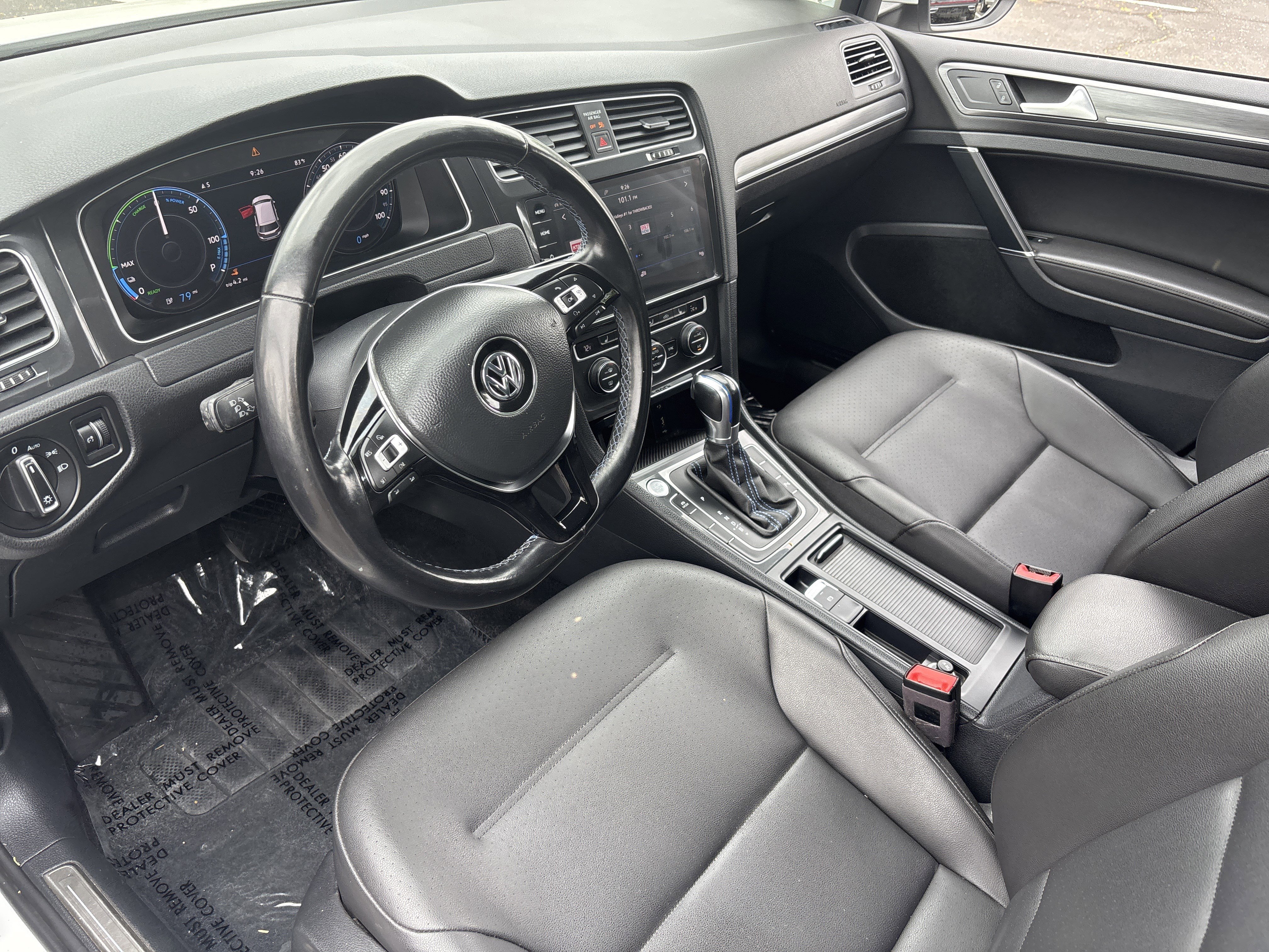 Used 2018 Volkswagen e-Golf SEL Premium image 16