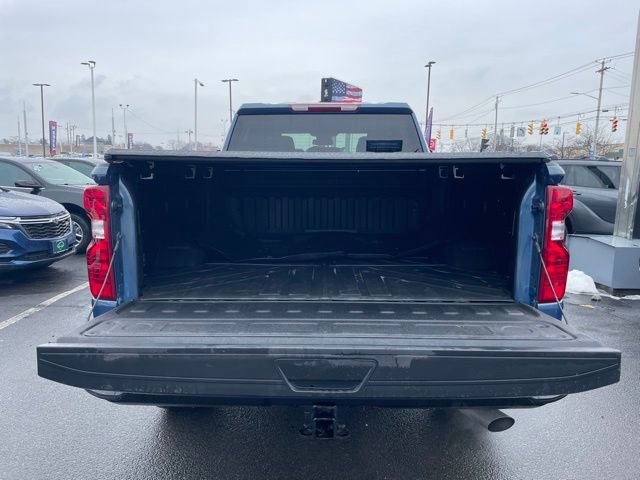 Used 2025 Chevrolet Silverado 2500 Custom w/ Custom Value Package image 13