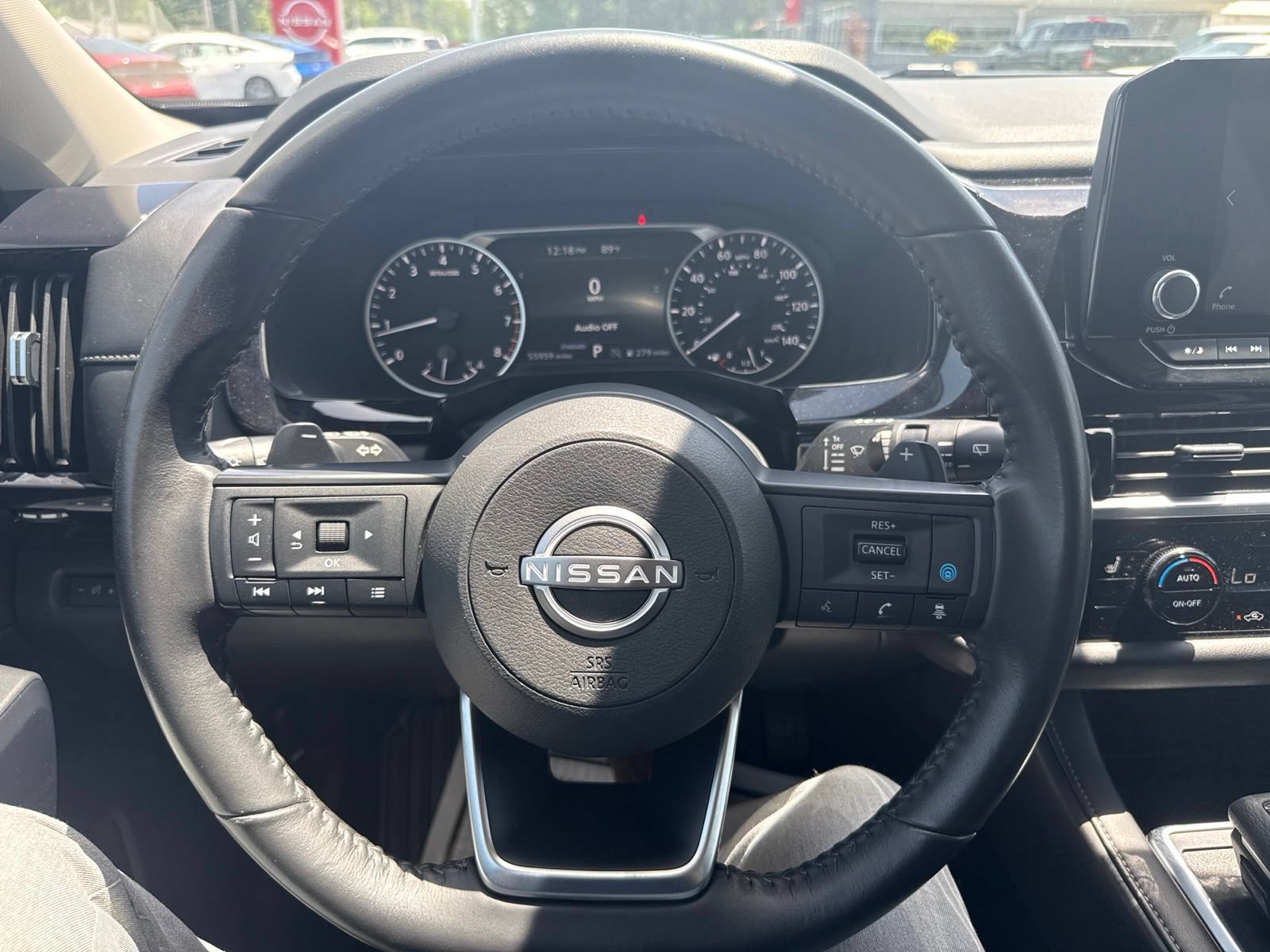 Used 2024 Nissan Pathfinder SV FWD image 14