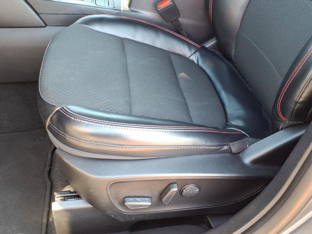 Used 2024 Ford Escape ST-Line FWD image 6