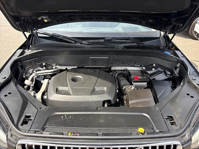 Used 2020 Volvo XC90 T6 Momentum image 23