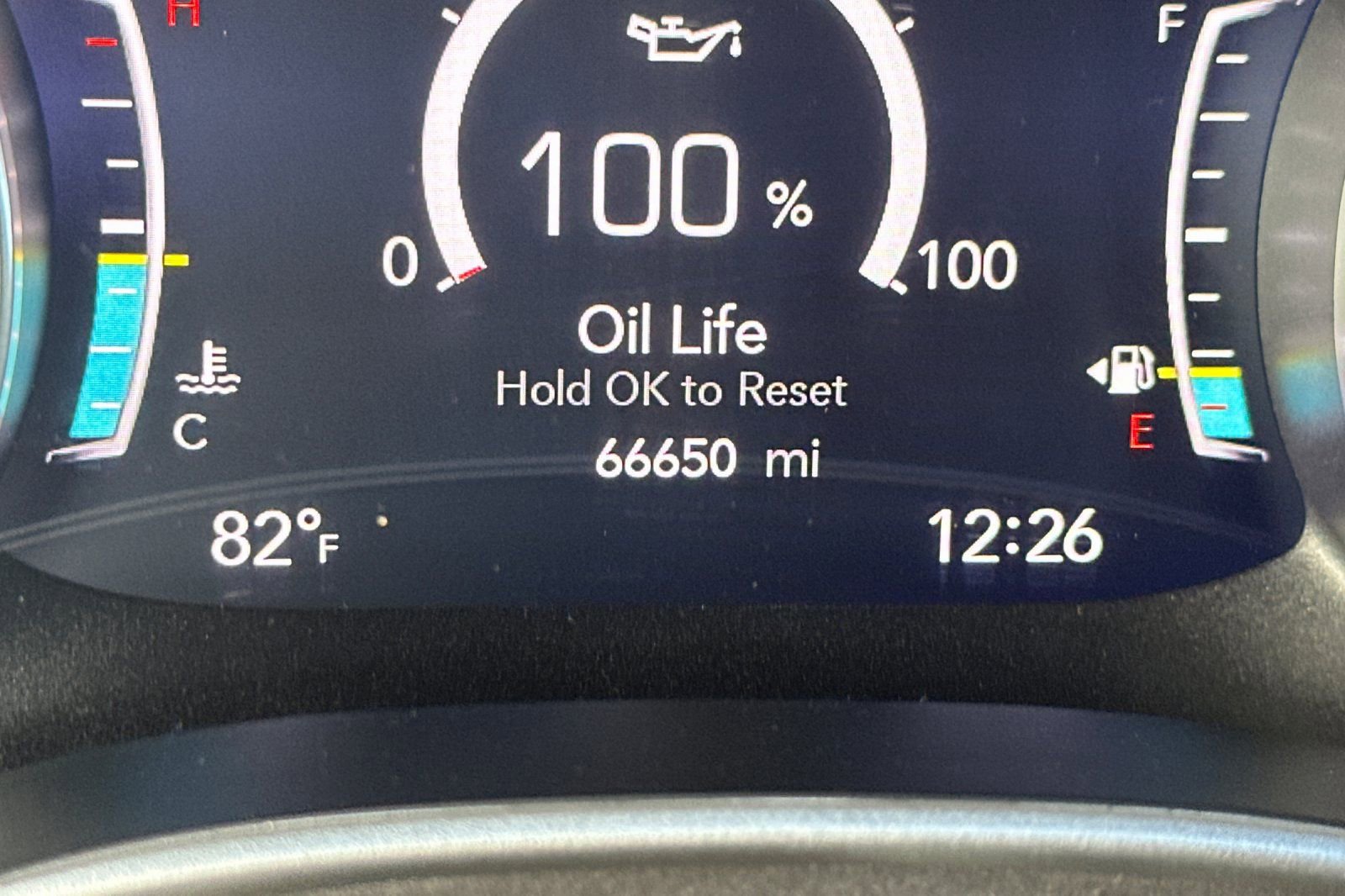 Used 2023 Chrysler Pacifica Touring-L image 42