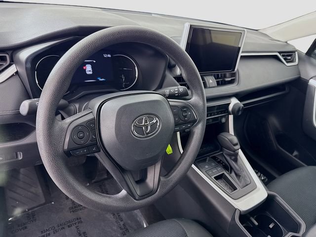 Certified 2025 Toyota RAV4 LE FWD image 9