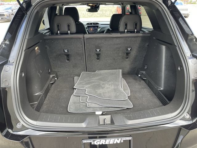 Used 2023 Chevrolet TrailBlazer RS w/ Convenience Package FWD image 23