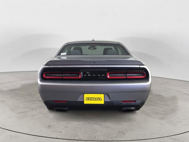 Used 2015 Dodge Challenger SXT w/ Sound Group RWD image 4