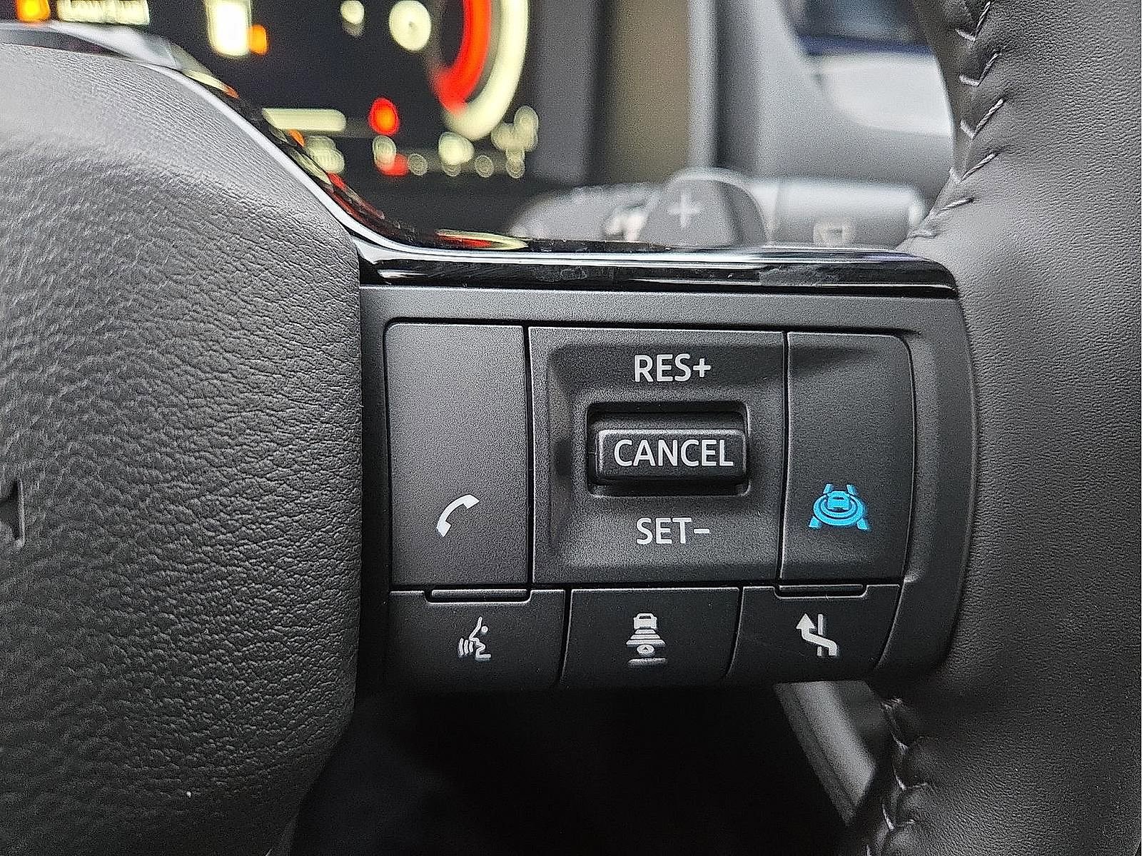 New 2026 Nissan Rogue Platinum w/ Tech Package AWD/4WD image 15