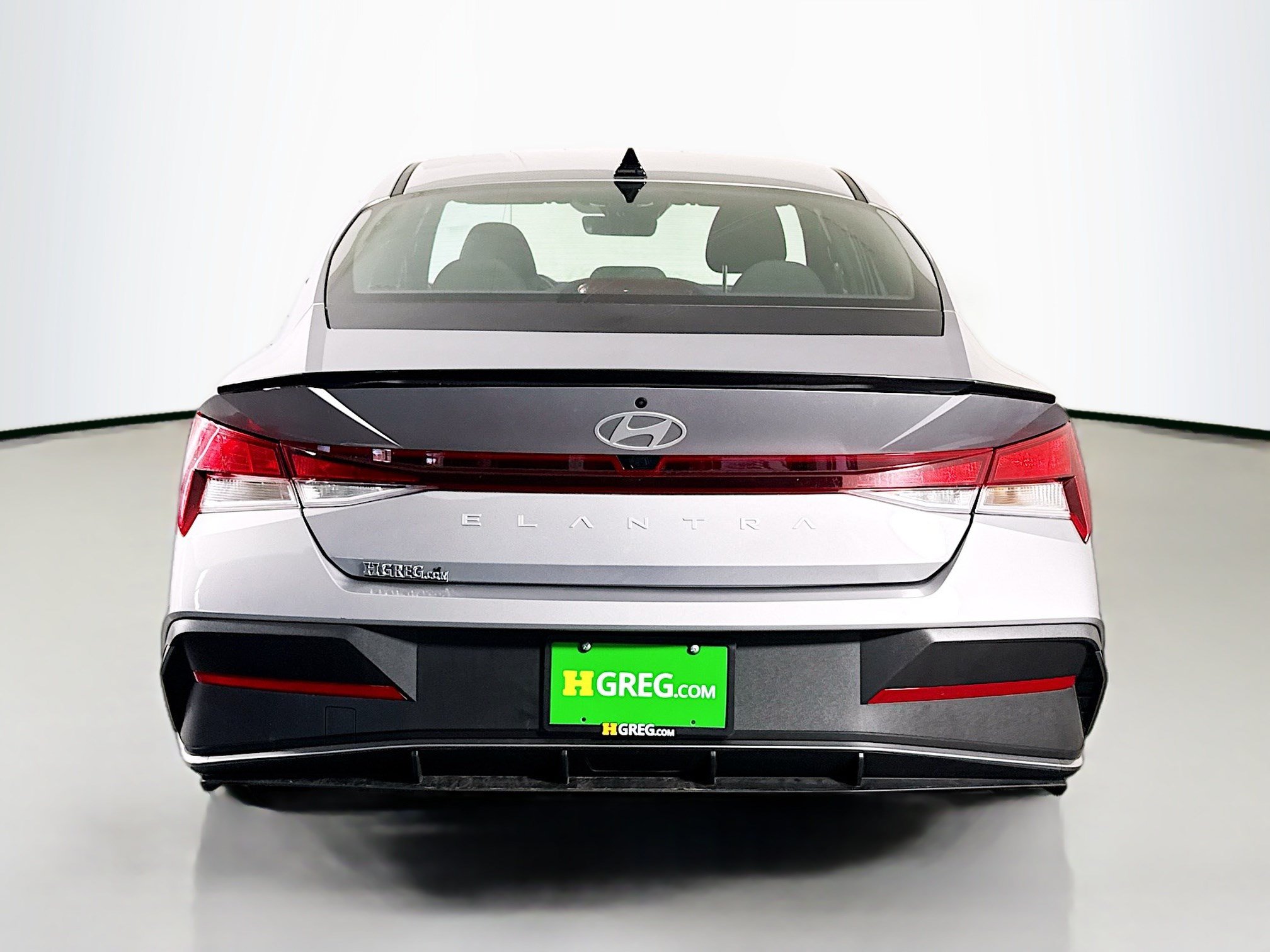 Used 2026 Hyundai Elantra Sport FWD image 8
