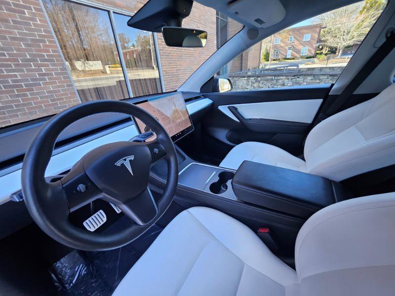 Used 2022 Tesla Model Y Performance image 28