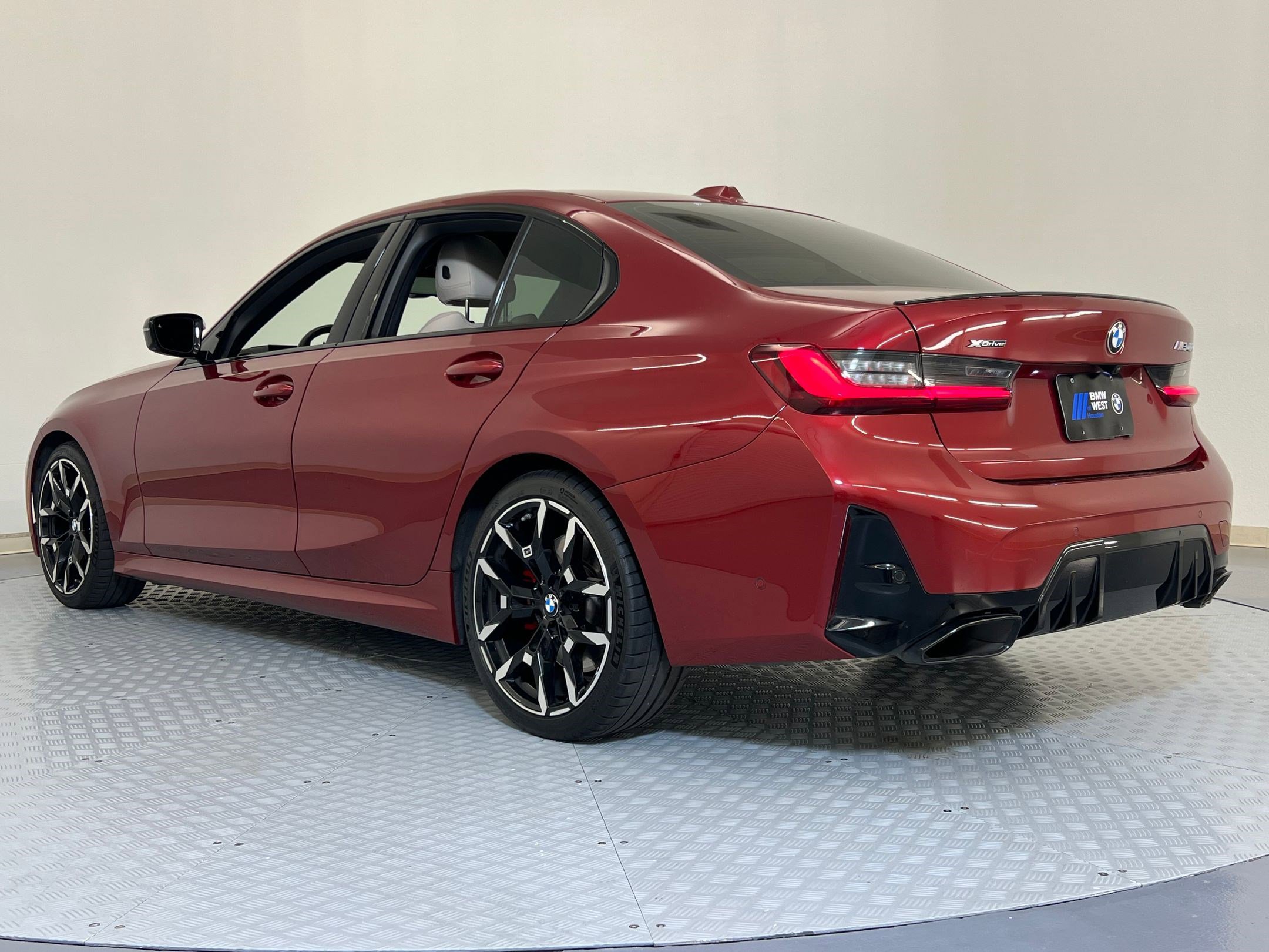 Used 2025 BMW M340i xDrive w/ Premium Package image 3