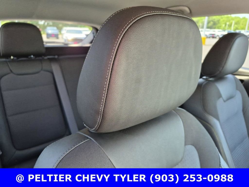 Used 2025 Chevrolet Trax LT w/ Driver Confidence Package FWD image 13