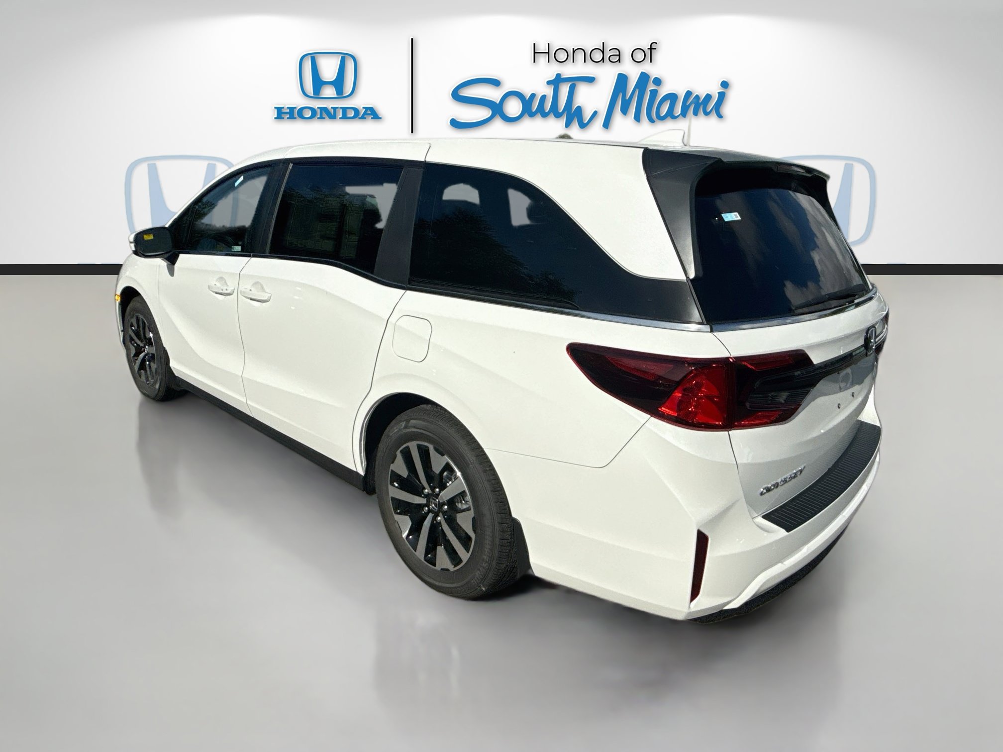 New 2026 Honda Odyssey EX-L image 5