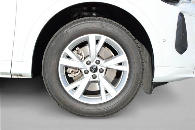 Certified 2025 Audi Q5 Premium w/ Convenience Package AWD/4WD image 16