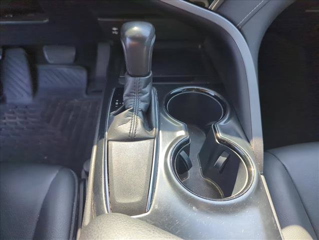 Certified 2019 Toyota Camry SE FWD image 16