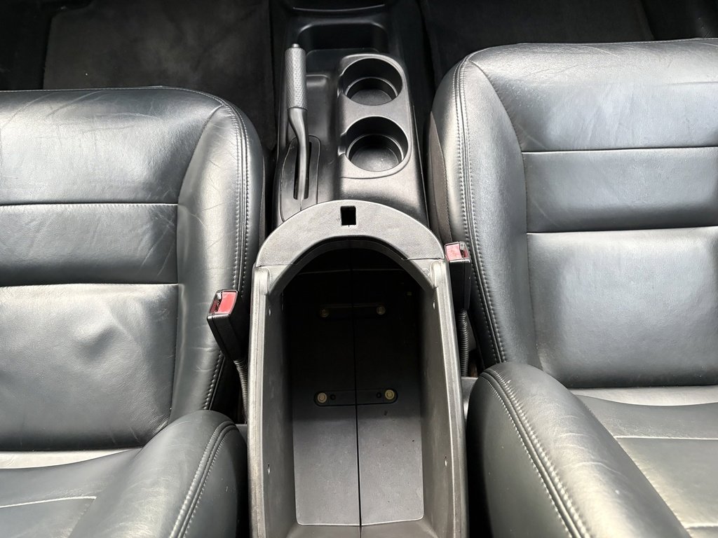 Used 2004 Ford Escape Limited image 25