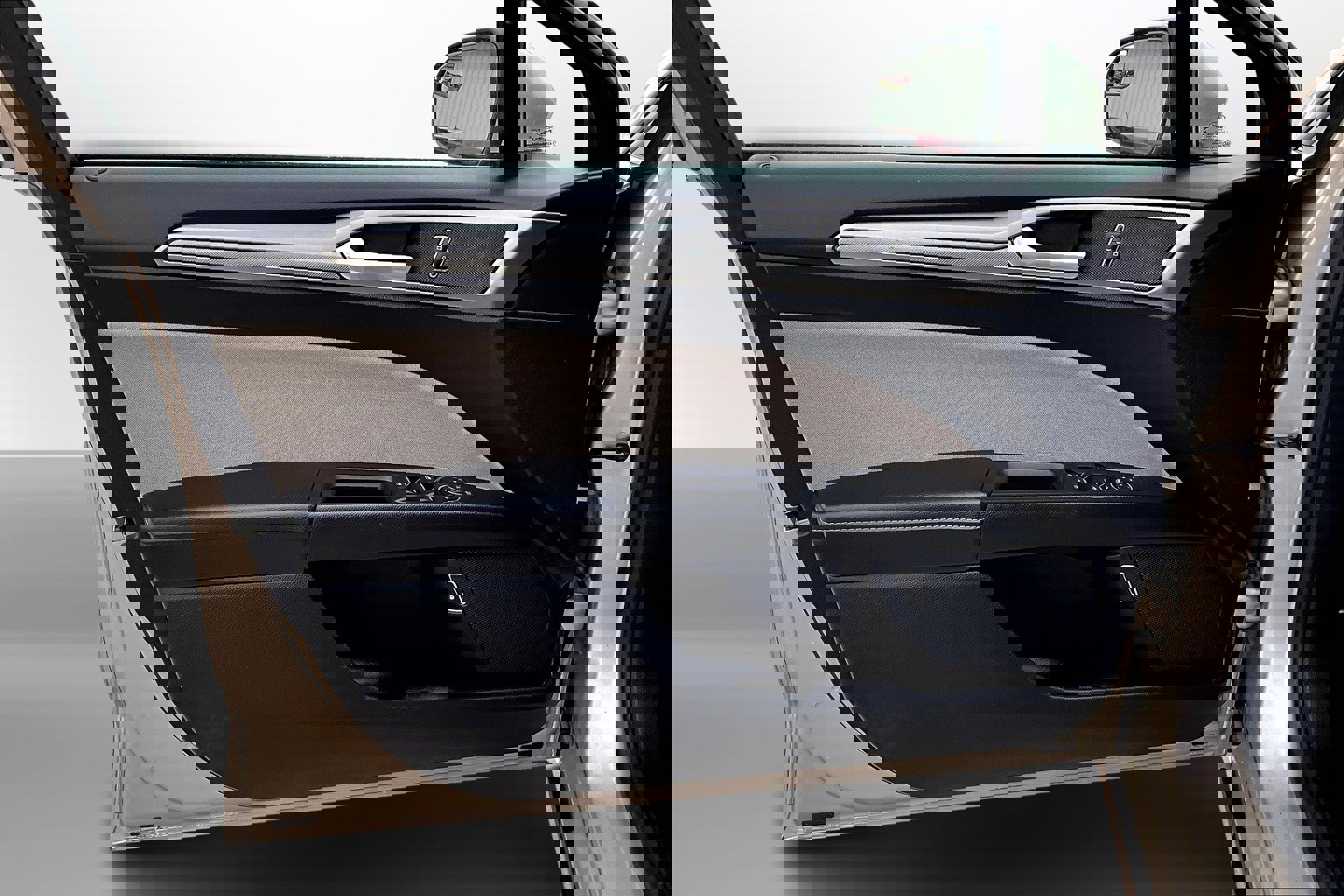 Used 2018 Ford Fusion S image 25