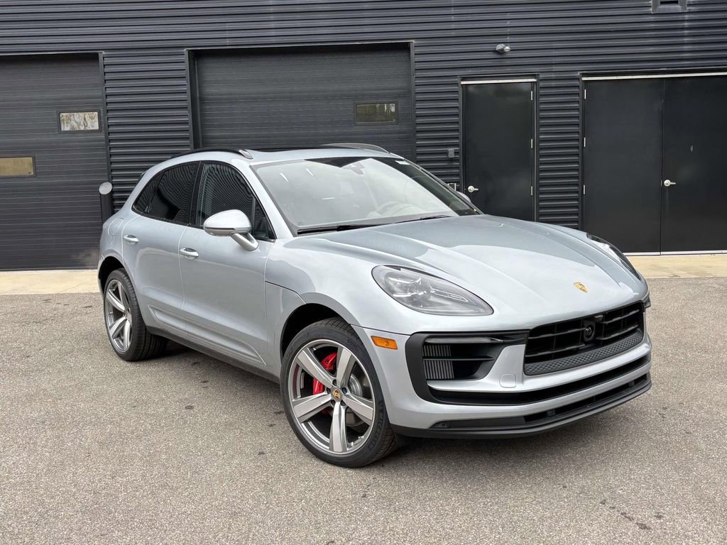 New 2026 Porsche Macan S image 12