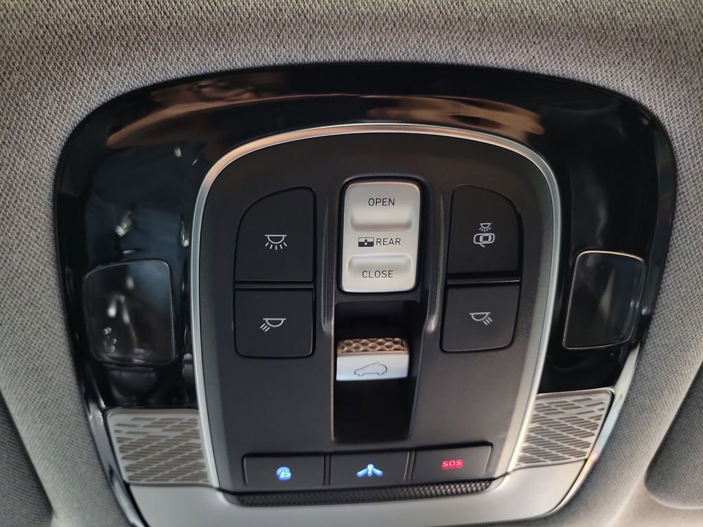 Used 2021 Hyundai Palisade Limited image 21