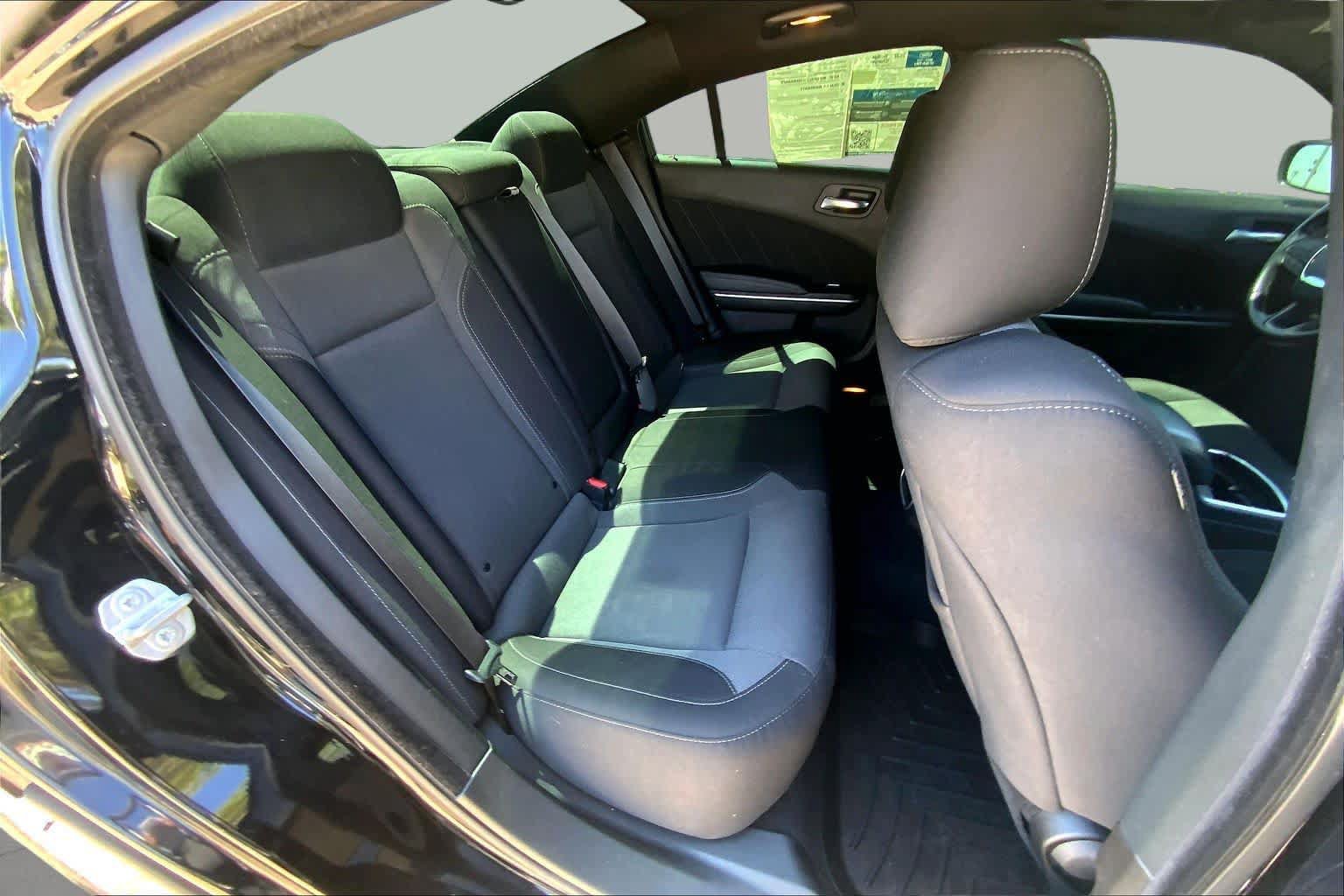 Used 2022 Dodge Charger SXT RWD image 20