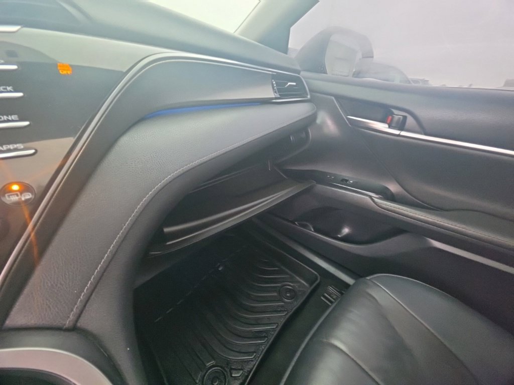 Used 2019 Toyota Camry XSE FWD image 23