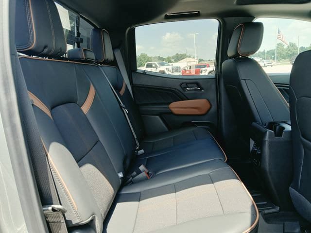 New 2026 GMC Canyon AT4 w/ Technology Plus Package AWD/4WD image 20