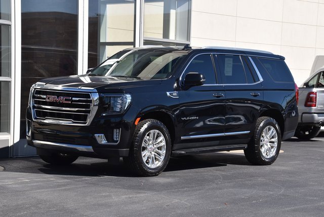 Used 2022 GMC Yukon SLT w/ SLT Luxury Package image 11