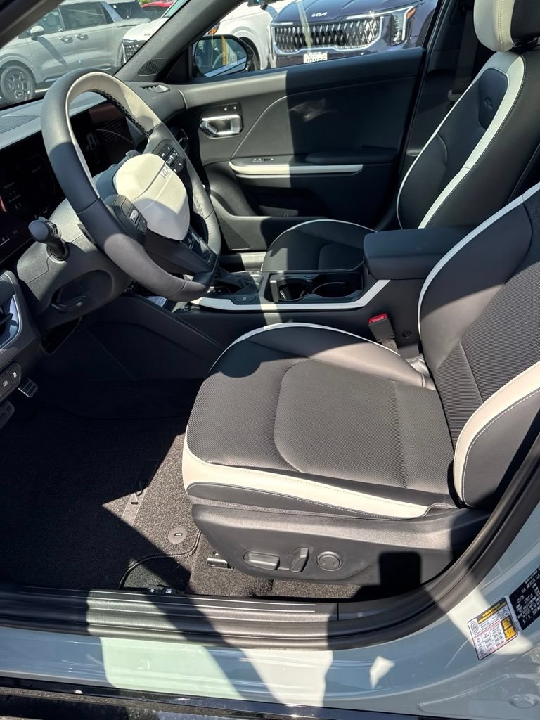 New 2026 Kia K4 GT-Line Turbo FWD image 9