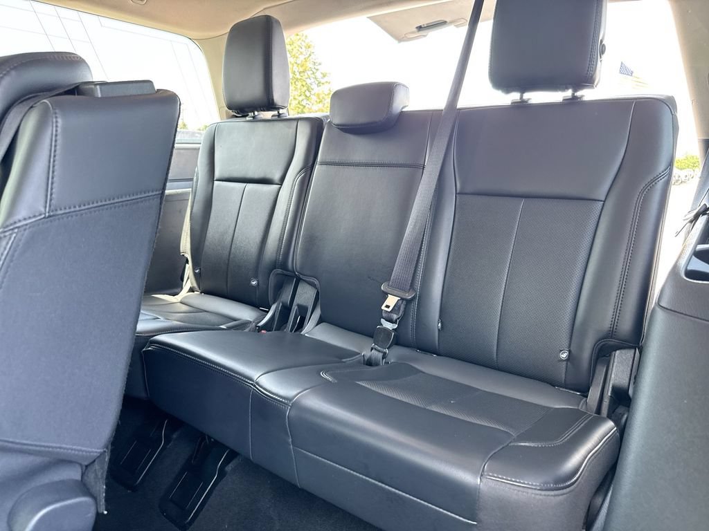 Used 2024 Ford Expedition XLT AWD/4WD image 24