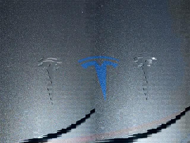 Used 2018 Tesla Model 3 Long Range image 11