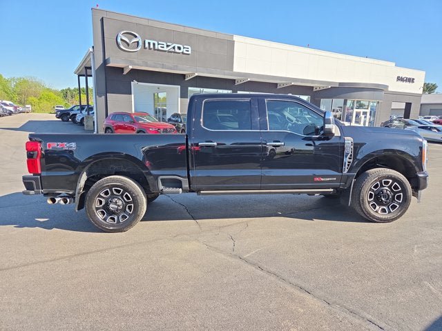 Used 2023 Ford F350 Platinum w/ FX4 Off-Road Package AWD/4WD image 6