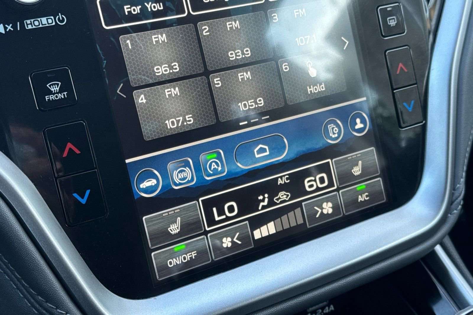 Certified 2025 Subaru Outback Onyx Edition w/ Tech Package 2 image 23