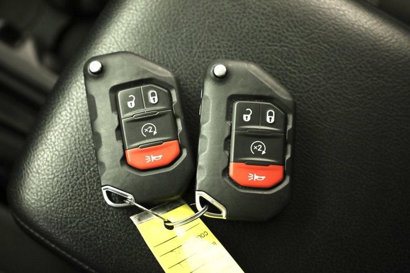 Used 2023 Jeep Gladiator Mojave w/ Cold Weather Group image 45