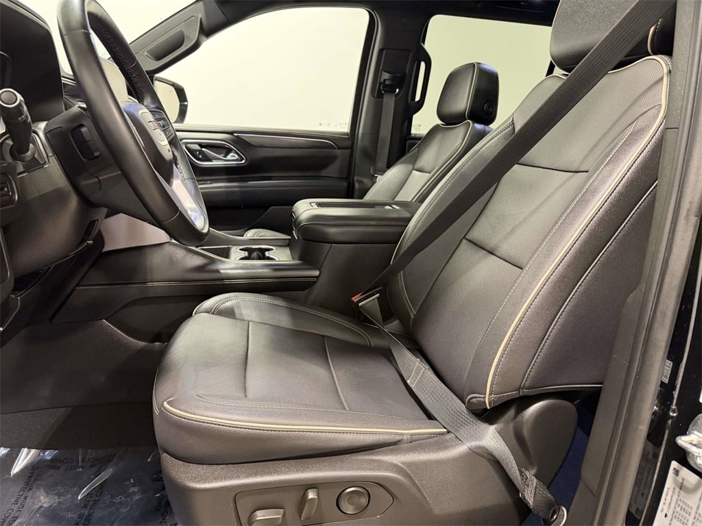 Used 2023 GMC Yukon SLT image 14