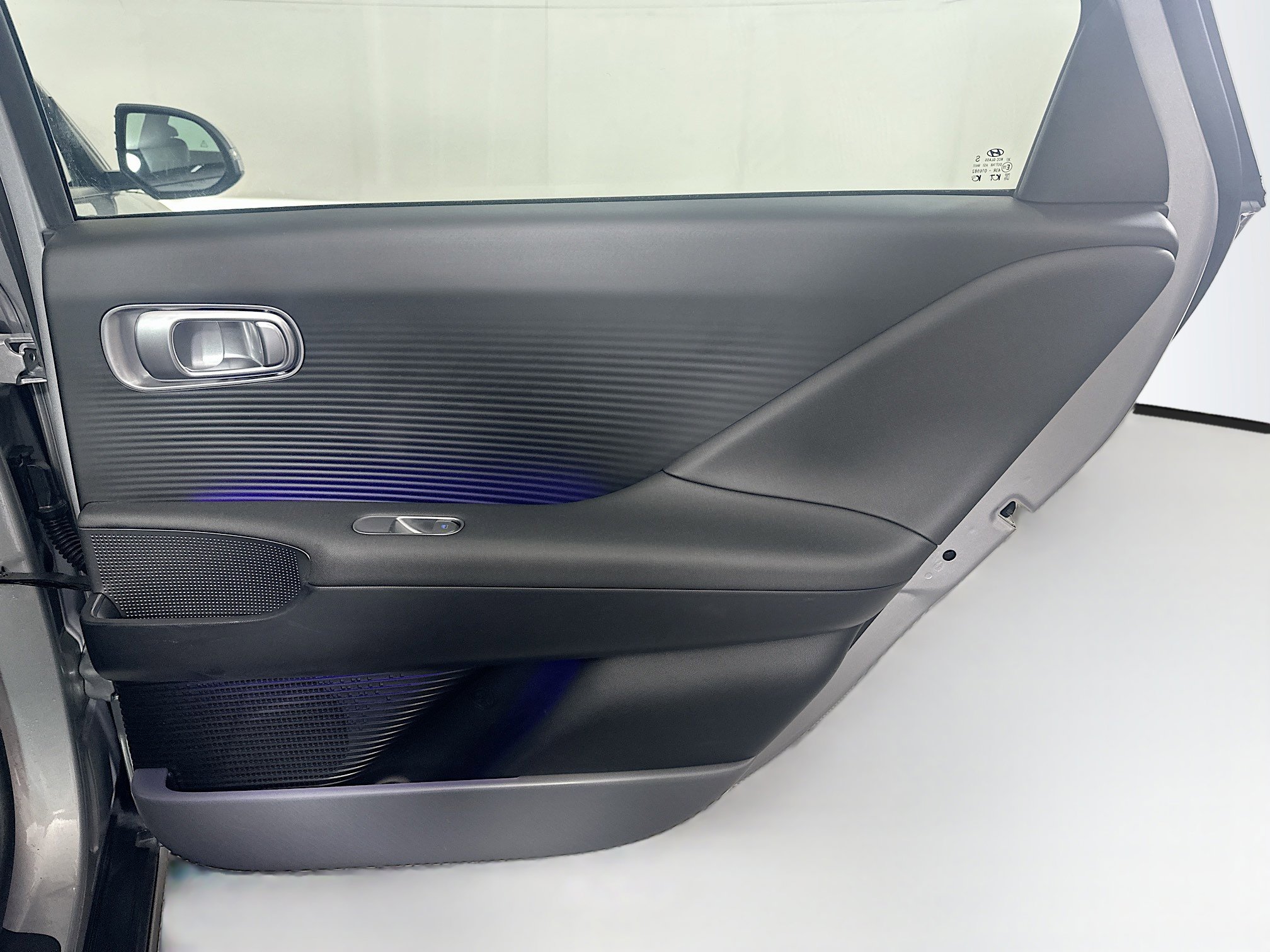 Used 2024 Hyundai Ioniq 6 SEL RWD image 30